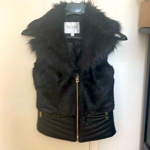 Guess vest. Vegan leather and fur.